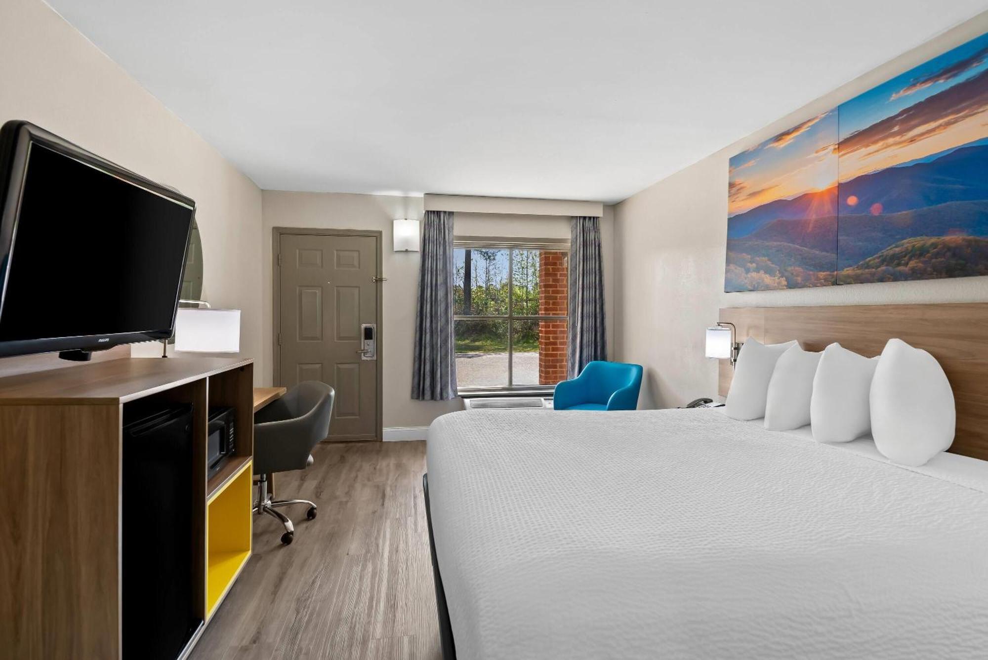 Days Inn By Wyndham Petersburg/South Fort Lee Eksteriør billede